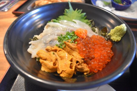 大人の贅沢丼ー真ふぐ(1980円)